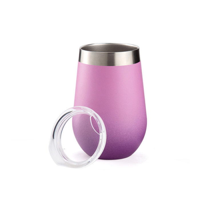 wine cup with clear lid