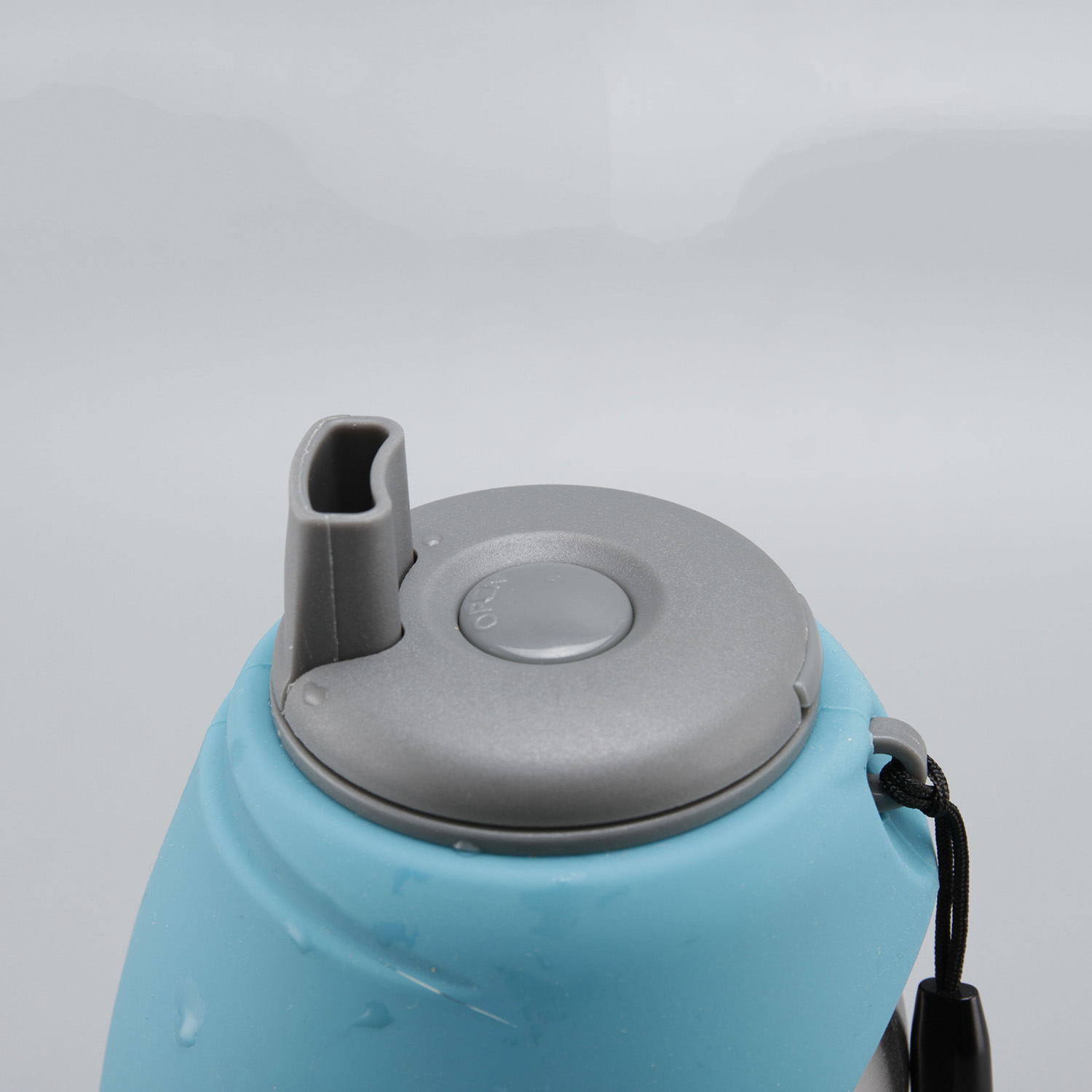 https://www.waterbottle.tech/wp-content/uploads/2021/11/thermos-dog-water-bottle-travel-drinking-feeder-tray-bowl-dispenser-s102098-3.jpg