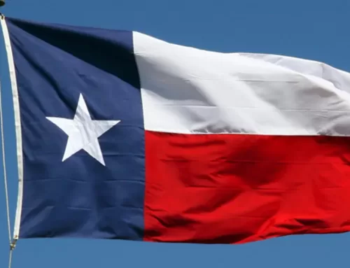 Show Your Texan Spirit: Customized Water Bottles with the Lone Star Flag